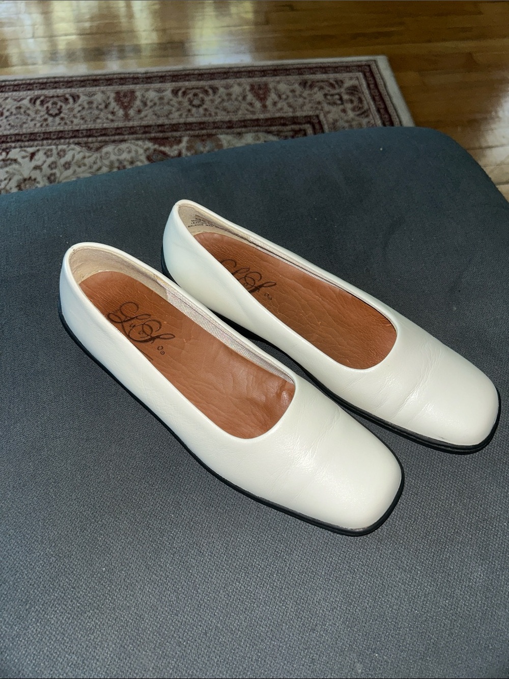 Life Stride White Square-Toe Leather Flats